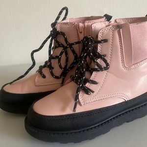 Carter pink and black boot